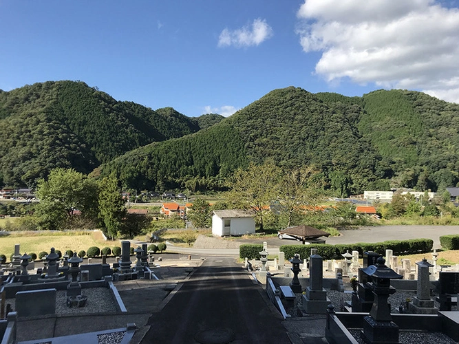 庄原市営 総領光明寺霊園 