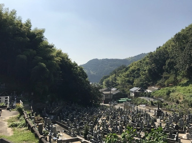 大竹市営 梅ケ滝墓地 