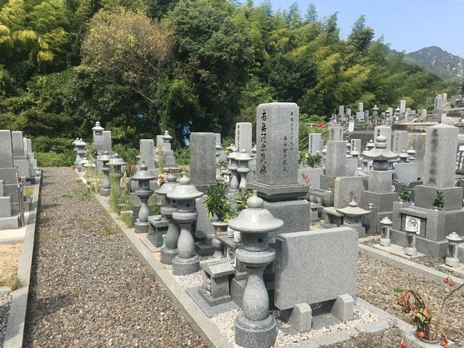 大竹市営 黒川墓苑 