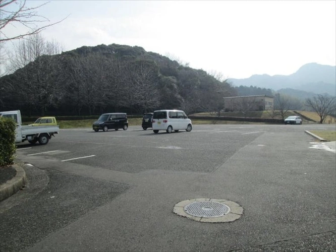 下関市営 下関中央霊園 駐車場の写真