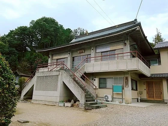 神光寺霊園 