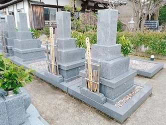 浄土真宗本願寺派の寺院墓地