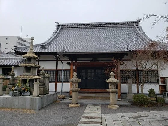  泉立寺 のうこつぼ