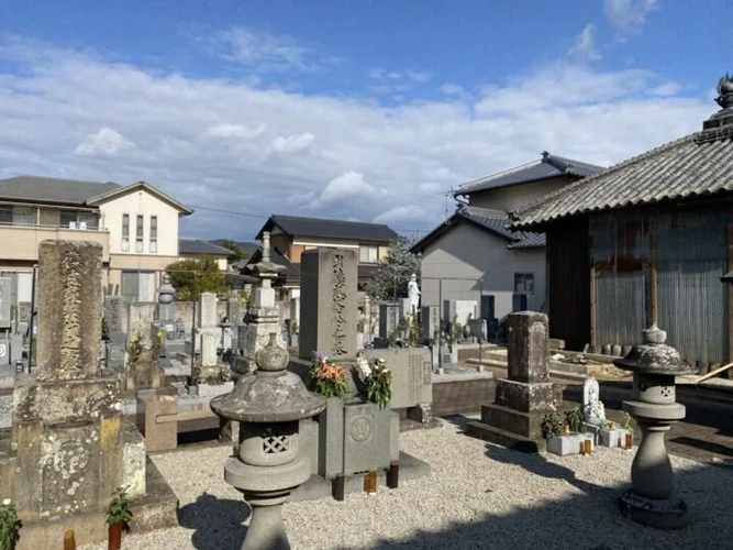 木田郡三木町 淨願寺 のうこつぼ