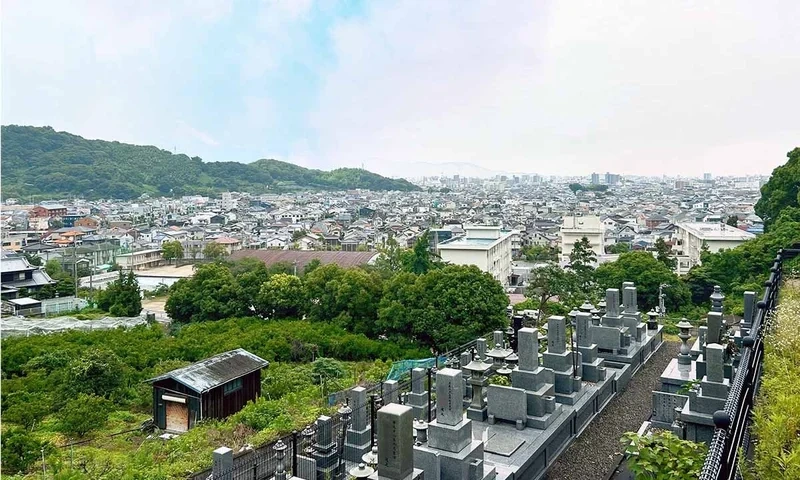 松山市 斎院墓地