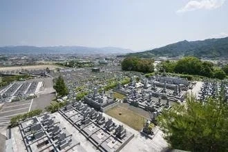 八坂霊園 