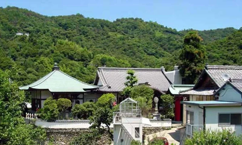 四国中央市 常福寺 永代供養墓