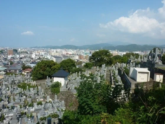 愛媛県の全ての市 松山市営 宝塔寺境外墓地