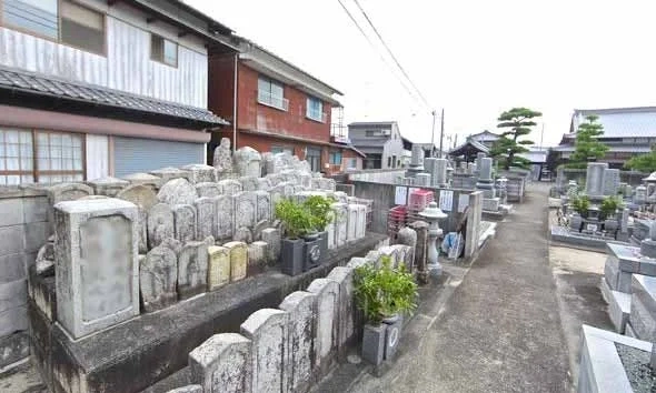 長覚寺・西方苑墓地 