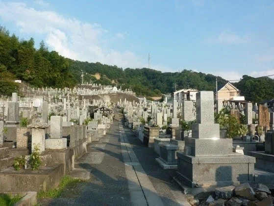 愛媛県の全ての市 松山市営 天徳寺境外墓地