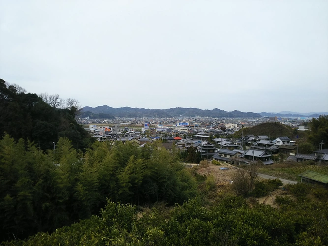 松山市営 平田墓地 