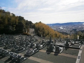 高知市にある民営霊園